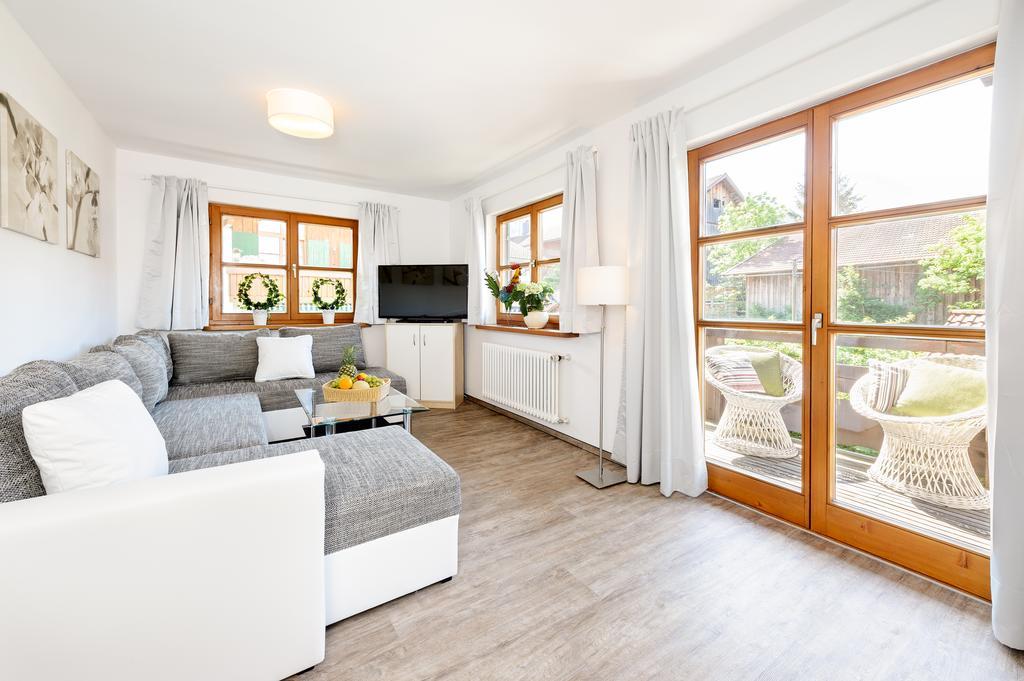 "Ferienwohnung Ess" - Annehmlichkeiten Von 4-Sterne Familien-Und Wellnesshotel Viktoria Koennen Mitbenutzt Werden Oberstdorf Kültér fotó